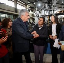 Morales sigue recorriendo escuelas con subsidios y un importante anuncio