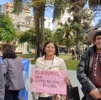 Jujuy: docentes jubilados también se manifestaron por los bajos salarios