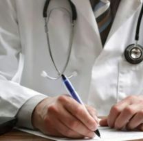 La consulta mínima de los médicos del NOA aumentó a $7200