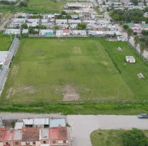 Ni los polis se salvan en Tupac Amaru: Oficial apuñalado a metros del destacamento