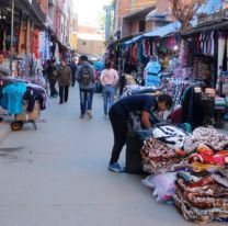 Cruzó a Bolivia con pesos y mostró si realmente conviene ir a comprar allá