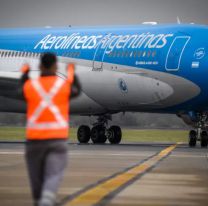 Milei pasó la motosierra por Aerolíneas Argentinas y redujo un 40%  los gerentes