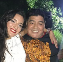 Gianinna Maradona contra Jana, la acusa de "sacarle el jugo" a su papá