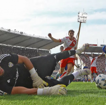 La foto clave del gol anulado a River en el Superclásico. Lo que NO mostró la tevé