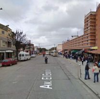 Jujeña salió de un bar de avenida El Éxodo y de la nada agarró a botellazos a dos chicas