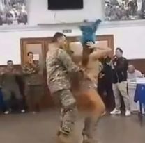 Personal de Fuerza Aérea festejó el Día del Padre con bailarinas de comparsa en Mendoza