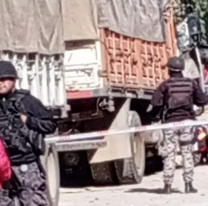 Tragedia en Perico: mecánico murió aplastado por un camión que arreglaba