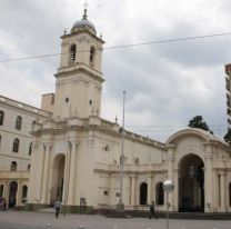 Abuela fue a rezar a la Catedral y le robaron todo: le sacaron sus últimos pesitos