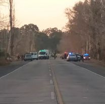 Tragedia y horror: changuito de 14 años iba en bici y un auto se lo llevó puesto