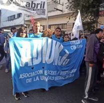 UNJu en la lucha: Denuncian que los sueldos perdieron un 45%