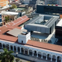 Apenas lo inauguraron, ya rompieron parte del Cabildo Histórico de Jujuy 