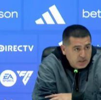 Juan Román Riquelme presentó a Juan Barinaga y un detalle desató la locura de los hinchas: "En lo más alto"