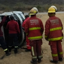 Milagro en Salta: dos jujeñas sobrevivieron a un violento vuelco de camioneta