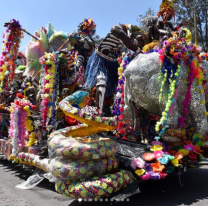 Furor por las carrozas de Palpalá en la Ciudad Cultural