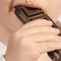 Horror, un niño murió y otro está grave por comer chocolate con veneno