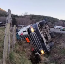 Tragedia: camionero se accidentó, un amigo lo quiso ayudar y murieron los dos