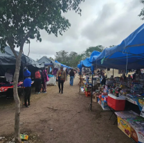 Robo y estafa en la feria de Alto Comedero: le roban la mochila y vacían su tarjeta de crédito