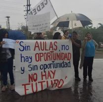 Docentes jujeños realizaron cartelazos en toda la provincia: "Salario digno"