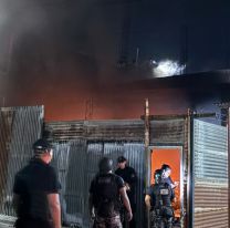 Incendio en Perico: Una niña se salva de milagro