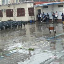 Escuela Juanita Stevens: Se inundó el salón de actos