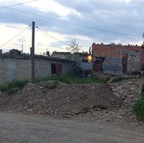 Indignación por el estado de las calles en un barrio jujeño: "No se puede ni caminar"