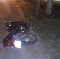 Jujeña se encontró a su ex en el baile y quiso pasarlo por arriba con la moto