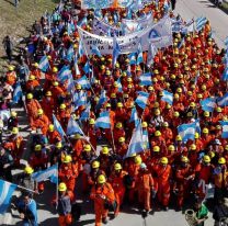 Mineros vuelven a su trabajo tras recibir las nuevas promesas de la empresa