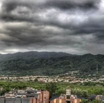 No dejes el auto afuera: se viene un tormentón con granizo para el centro y este de Jujuy