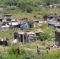 Cuánto debe ganar una familia tipo en Argentina para no ser pobre 