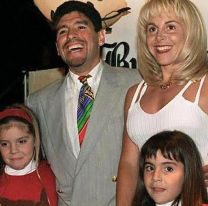 A días del estreno de la serie de Maradona, revelan cuánto cobraba Claudia por...