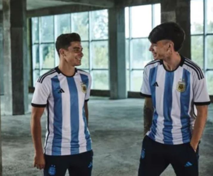 Lionel Messi presentó la nueva camiseta de la Selección Argentina  albiceleste camuflado, Selecciones Nacionales