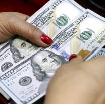 El dólar blue sube y este miércoles roza los $500