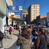 Jujeños denuncian que los dejaron sin trabajo "por no hacer campaña"