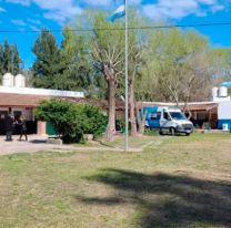 Entró al colegio con un machete, atacó a una compañera e hirió a una docente que quiso frenarlo